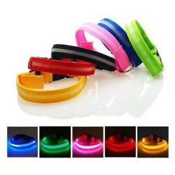 Ошейник LED Полоса тканевый ширина 2,5см L 45-52см Ошейник LED Полоса тканевый ширина 2,5см L 45-52см